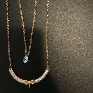 Dragonfly necklace with earrings